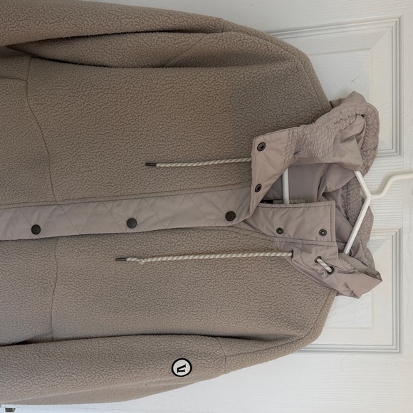 Vuori Taupe Teddy Fleece Hooded Jacket - Picture 2 of 6